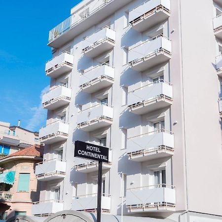 Hotel Continental Pietra Ligure Buitenkant foto